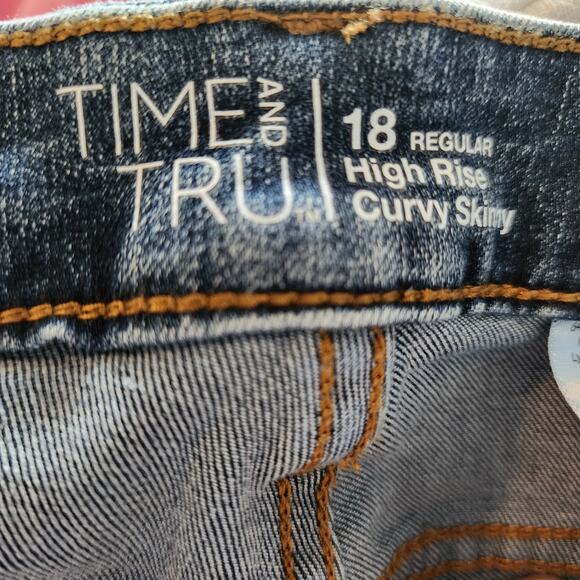 Time and True Jeans High Rise Curvy Skinny Womens Size 18 Regular Blue Denim - Picture 4 of 9